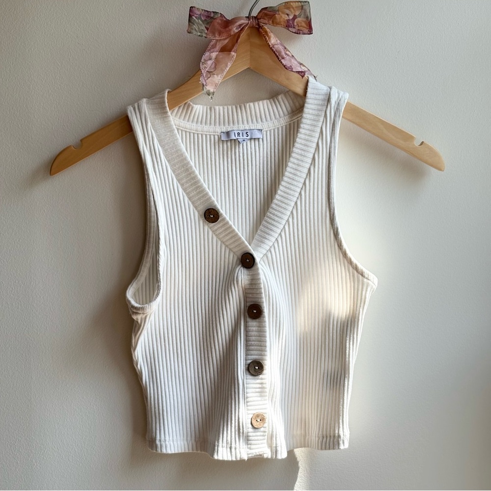 Cream Ribbed Knit Cropped Top